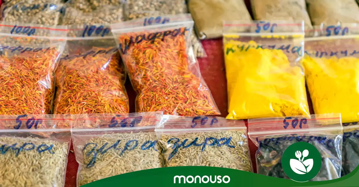 14 uses of zip bags you didn't know about. Make the most of them!