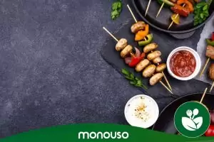 How to make different types of skewers and how to present them