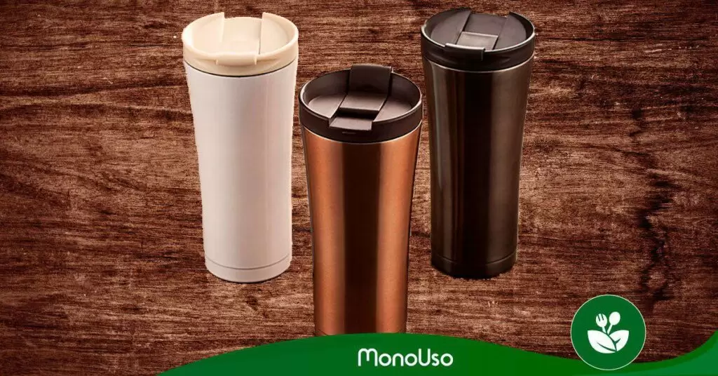 Thermos flask with cup – factors to consider for safe use