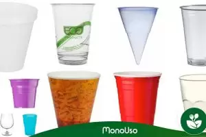 Disposable plastic cups